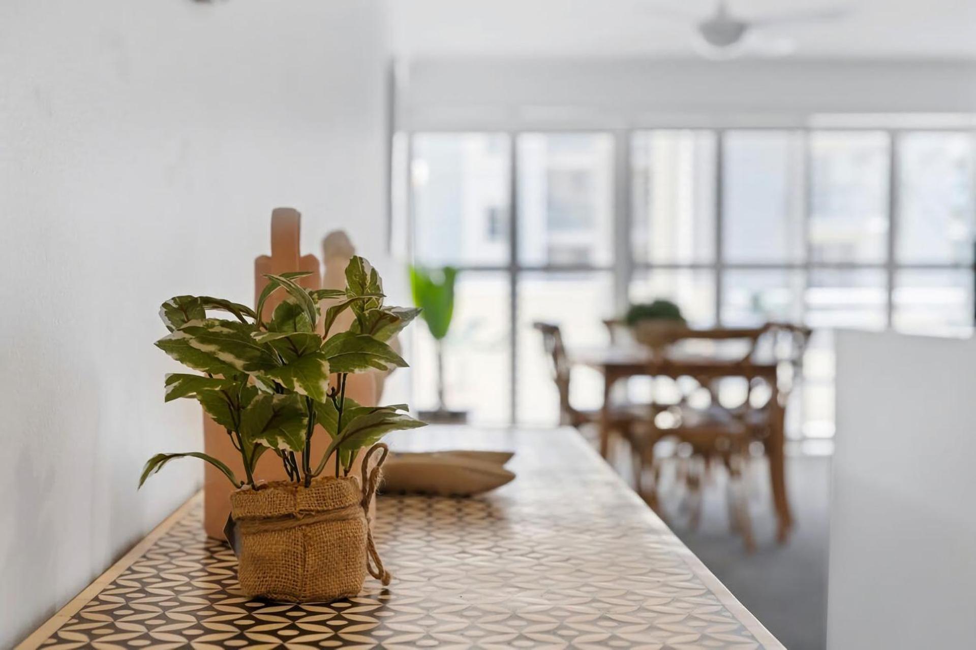 Seashells Sweet Retreat 450m Walk To Cbd Apartment *